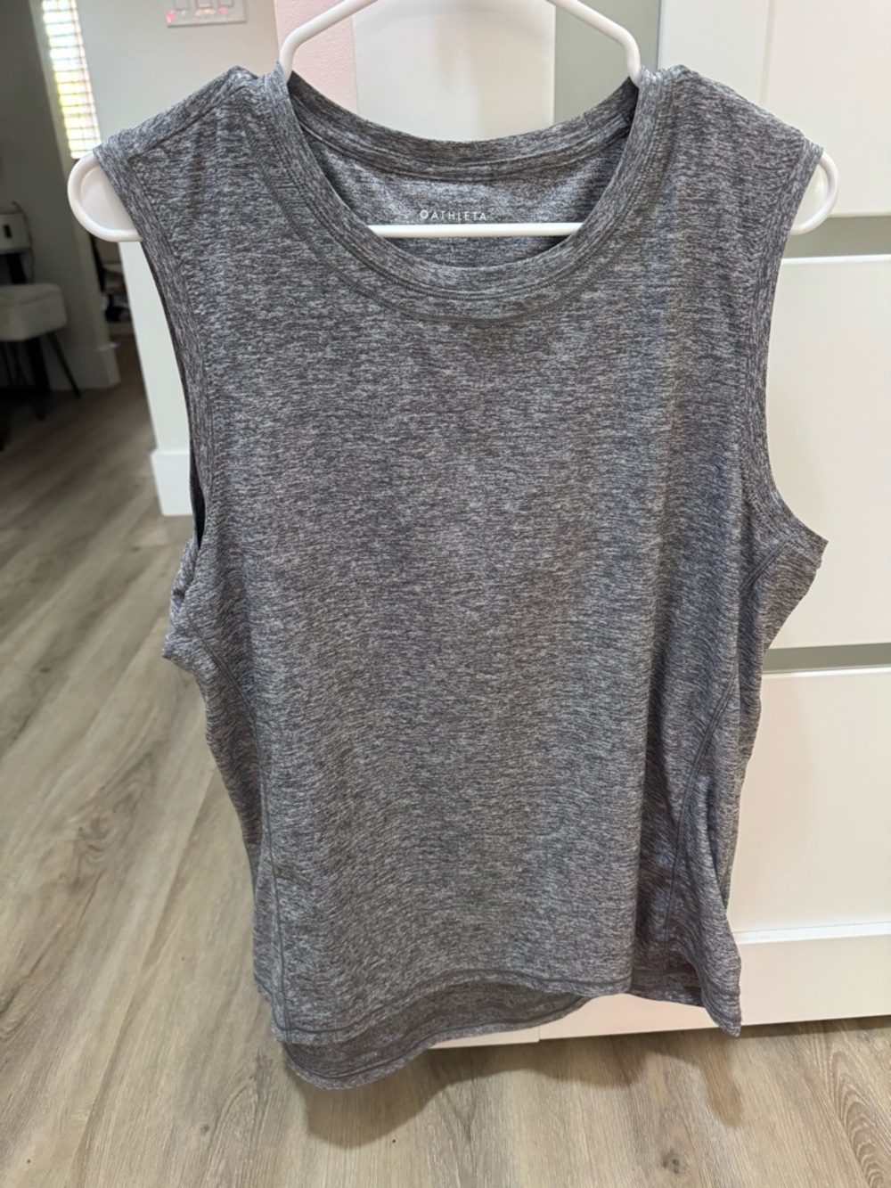 Athleta Workout Tank – Gray Performance Top – Size (L)